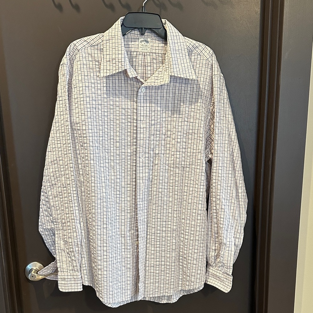 Brooks Brothers Men's Seersucker Button Down Plaid Shirt